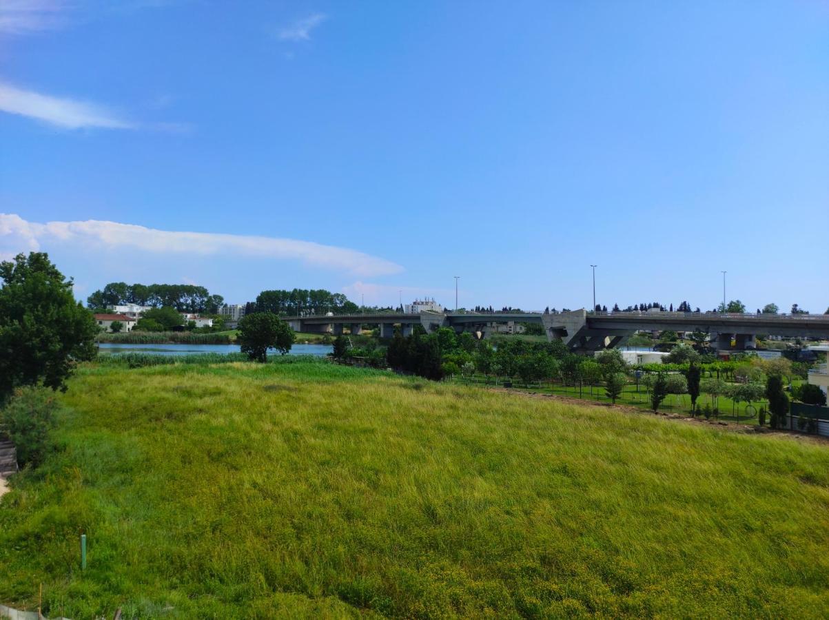 Apartments Cobi Ulcinj Exterior photo